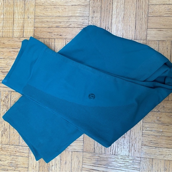 LULULEMON - In The Flow Crop II -  Heathered Forage Teal - Picture 6 of 10